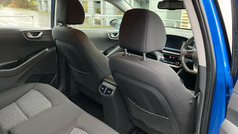 Hyundai IONIQ 1.6 GDi Plug-in Hybrid Premium 5dr DCT Hatchback